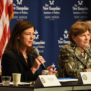 Advocating for Fiorina, Ayotte Boosts a Kindred Spirit in New Hampshire
