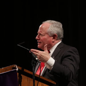 Kristol Calls for a Return to the Status Quo in Iowa Visit
