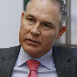 Senators to Pruitt: Cease Issuing Refinery Waivers