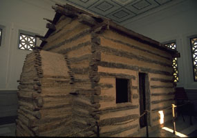 HOLY COW! HISTORY: The Log Cabin Lincoln Wasn’t Born In